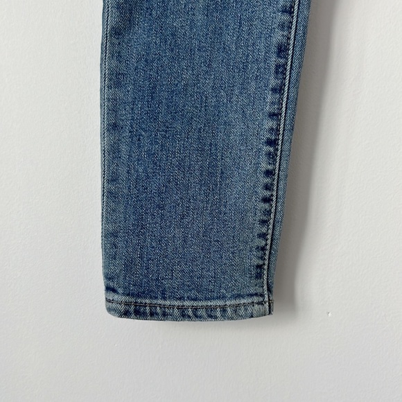 LEVIS Hi-Rise Skinny Jean - Picture 4 of 8